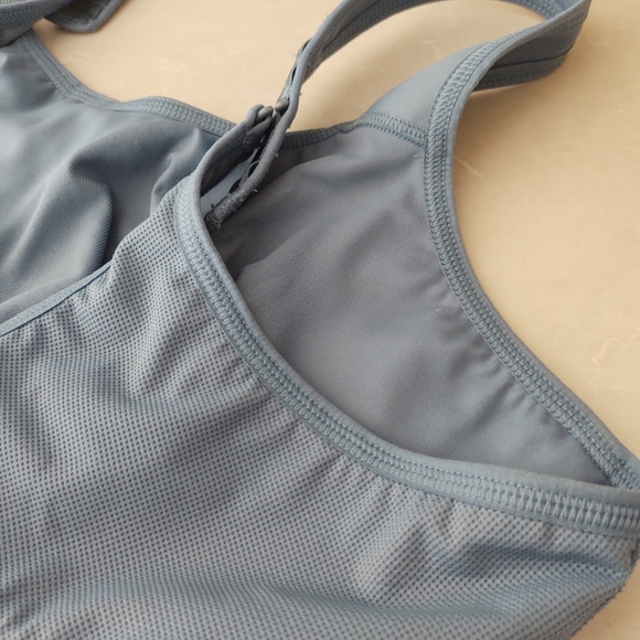 WACOAL | Simone High Impact Sports Underwire Bra | Blue/Gray | 42D - Picture 8 of 15
